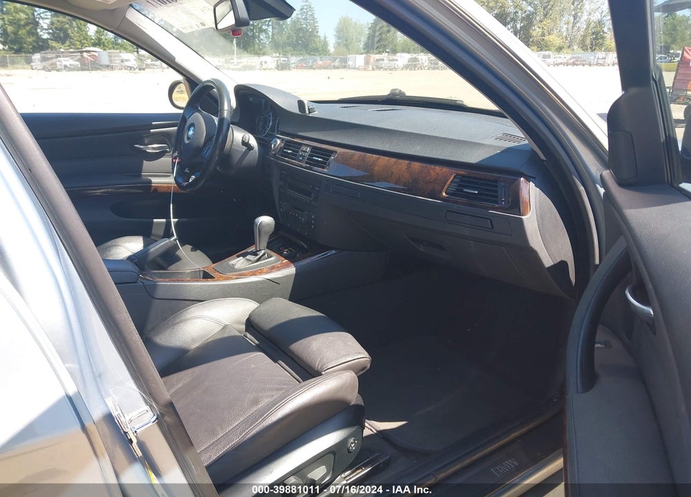 2006 BMW 330XI VIN: WBAVD33576KV60921