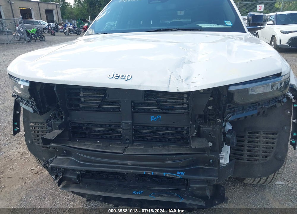 2024 JEEP GRAND CHEROKEE 4XE VIN: 1C4RJYB62R8521062
