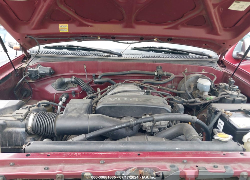 2000 TOYOTA TUNDRA SR5 V8 VIN: 5TBRT3417YS069322