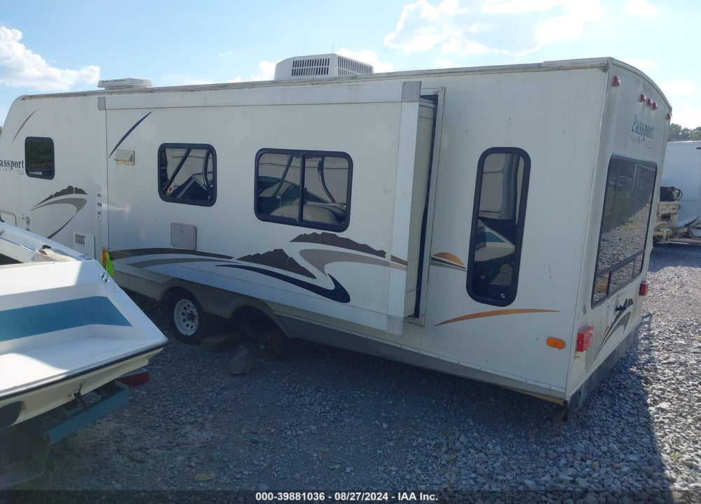2007 KEYS KEYSTONE VIN: 4YDT2852176411167