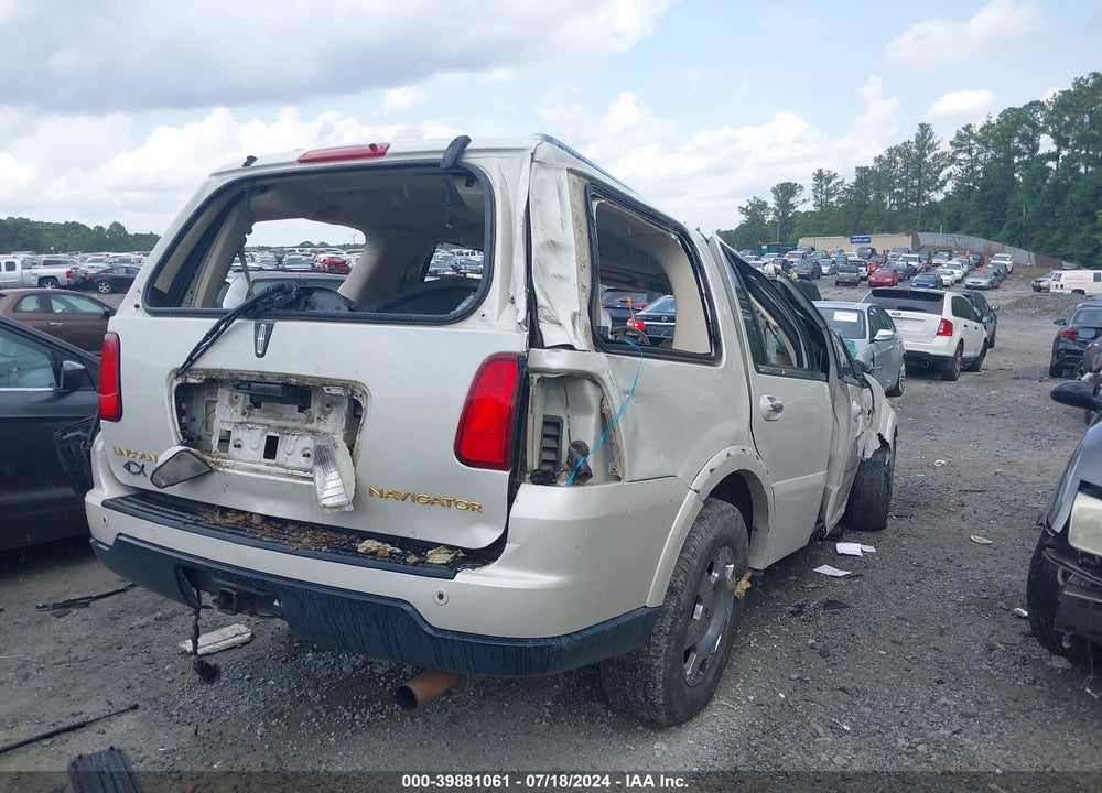 2005 LINCOLN NAVIGATOR VIN: 5LMFU27515LJ21680