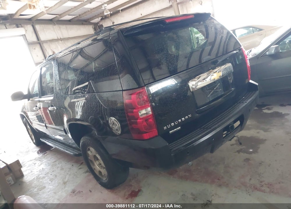 2014 CHEVROLET SUBURBAN 1500 LT VIN: 1GNSCJE07ER104283