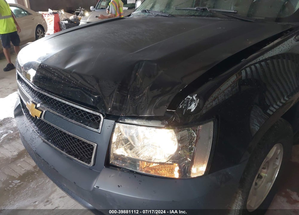 2014 CHEVROLET SUBURBAN 1500 LT VIN: 1GNSCJE07ER104283