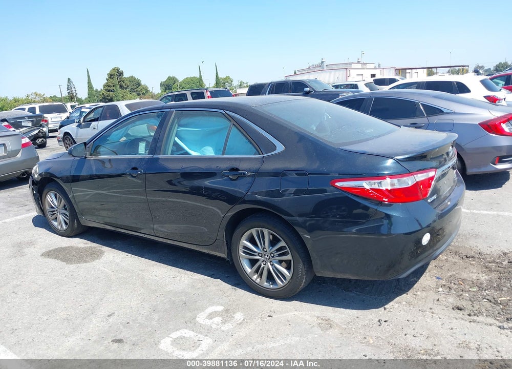 2015 TOYOTA CAMRY SE VIN: 4T1BF1FK6FU017422