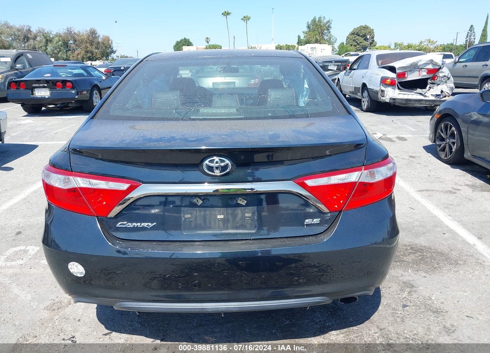 2015 TOYOTA CAMRY SE VIN: 4T1BF1FK6FU017422