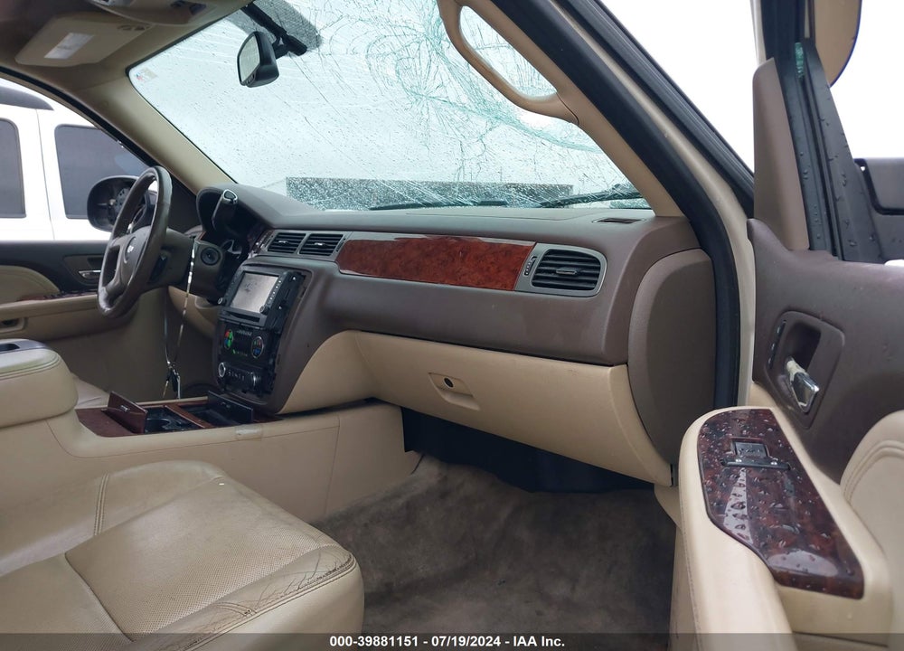 2013 CHEVROLET SUBURBAN 1500 LTZ VIN: 1GNSKKE71DR262459