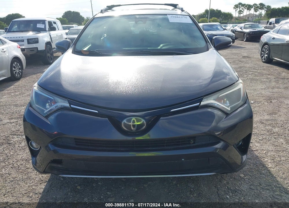 2018 TOYOTA RAV4 XLE VIN: JTMWFREV7JJ152905