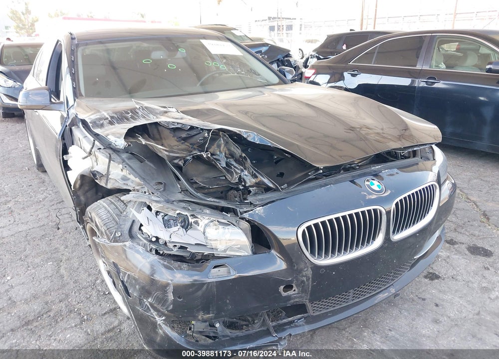 2013 BMW 535I VIN: WBAFR7C55DC825484