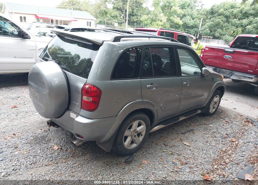 2005 TOYOTA RAV4 VIN: JTEHD20V050043996