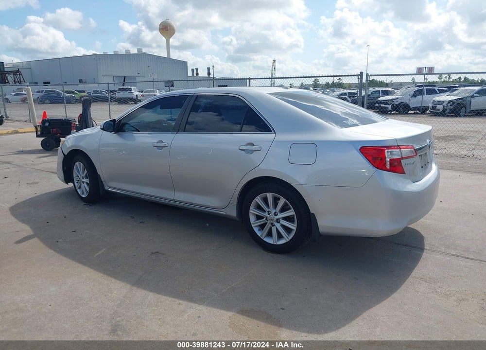 2014 TOYOTA CAMRY XLE VIN: 4T1BF1FK0EU859395