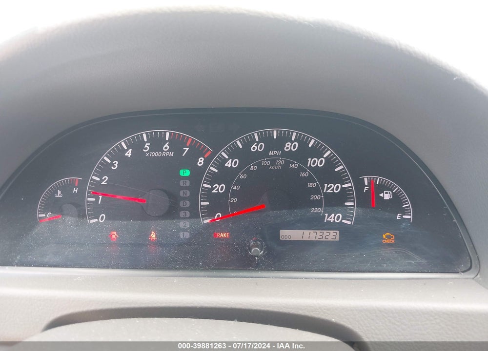 2005 TOYOTA CAMRY LE VIN: 4T1BE32K75U603291