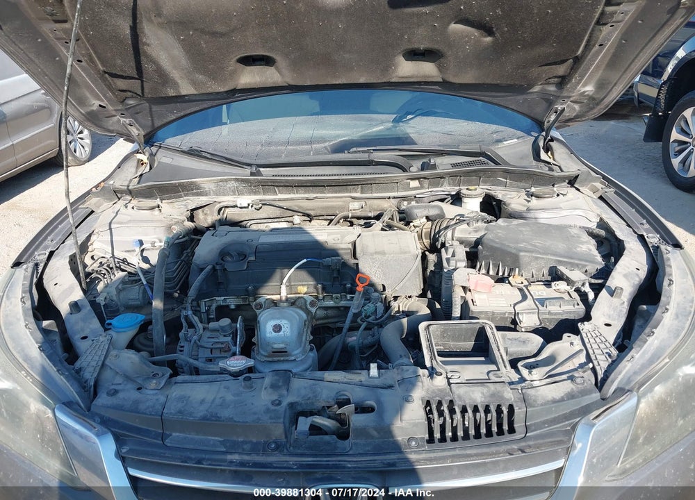 2015 HONDA ACCORD LX VIN: 1HGCR2F39FA260675