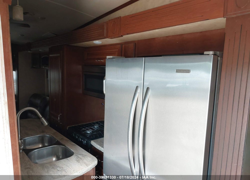 2014 CEDAR CREEK M-38RE VIN: 4X4FCRP28ES209683