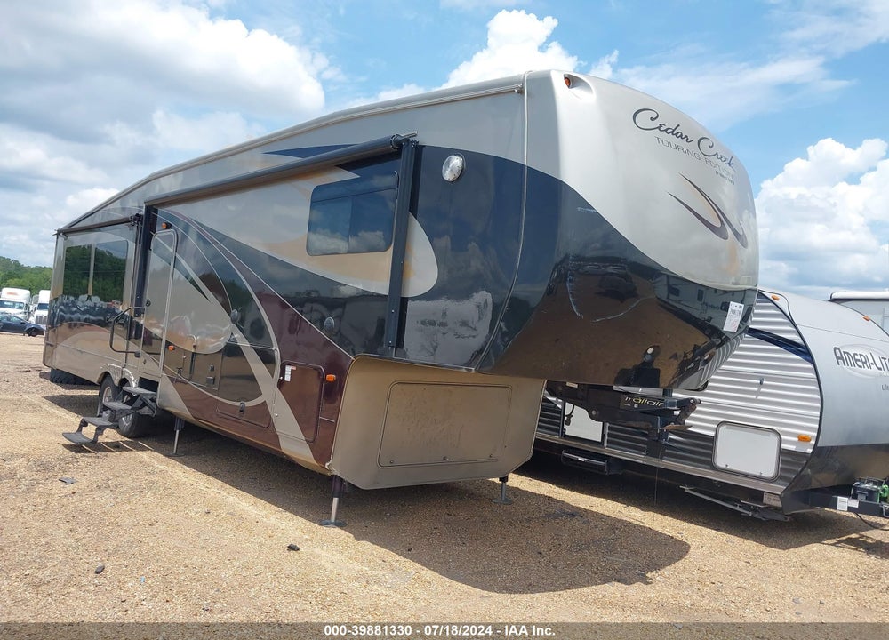 2014 CEDAR CREEK M-38RE VIN: 4X4FCRP28ES209683