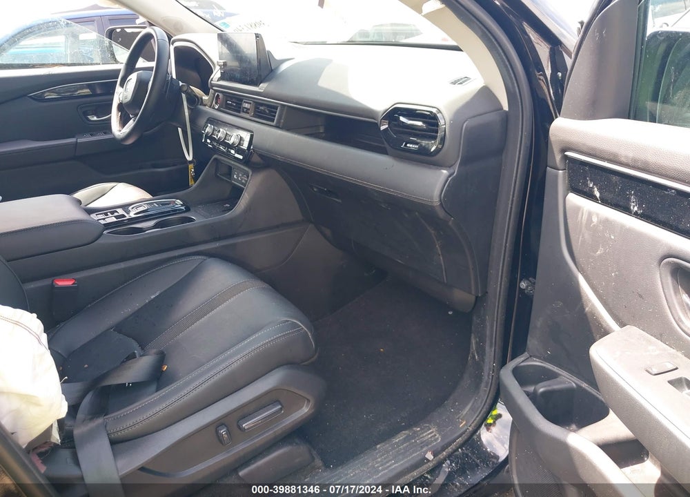 2025 HONDA PILOT 2WD EX-L VIN: 5FNYG2H45SB000159