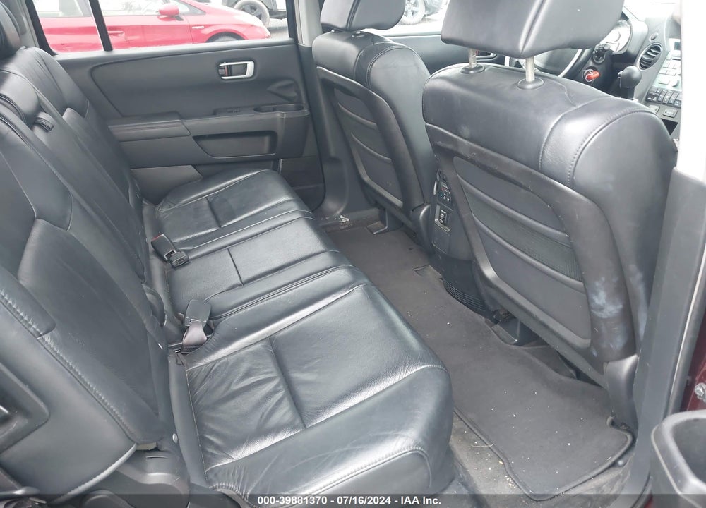 2011 HONDA PILOT EX-L VIN: 5FNYF3H7XBB005103