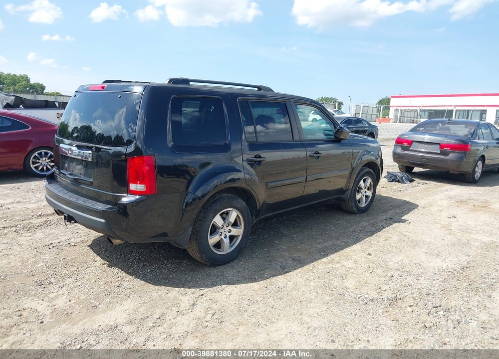 2011 HONDA PILOT EX-L VIN: 5FNYF3H50BB031594