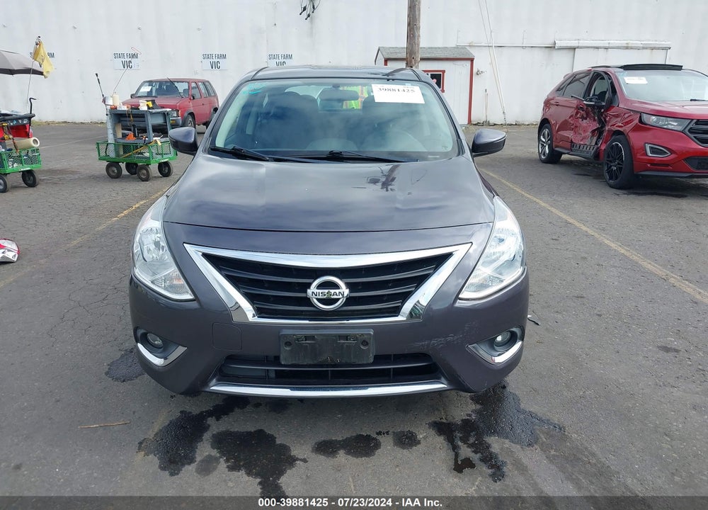 2015 NISSAN VERSA 1.6 SL VIN: 3N1CN7AP2FL949227