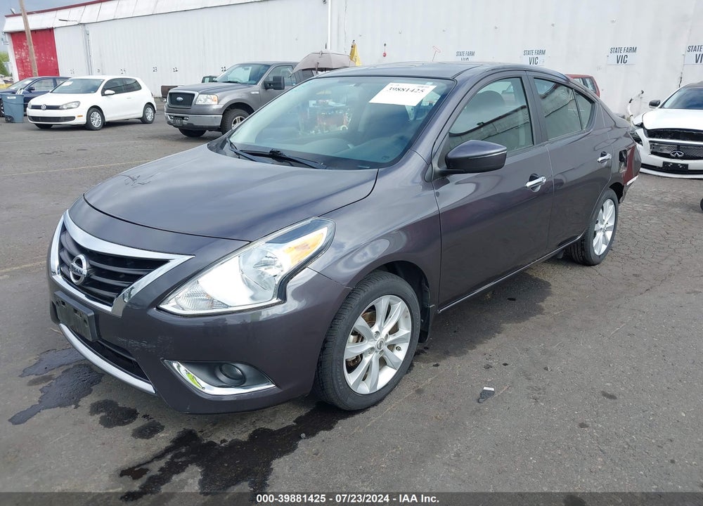 2015 NISSAN VERSA 1.6 SL VIN: 3N1CN7AP2FL949227