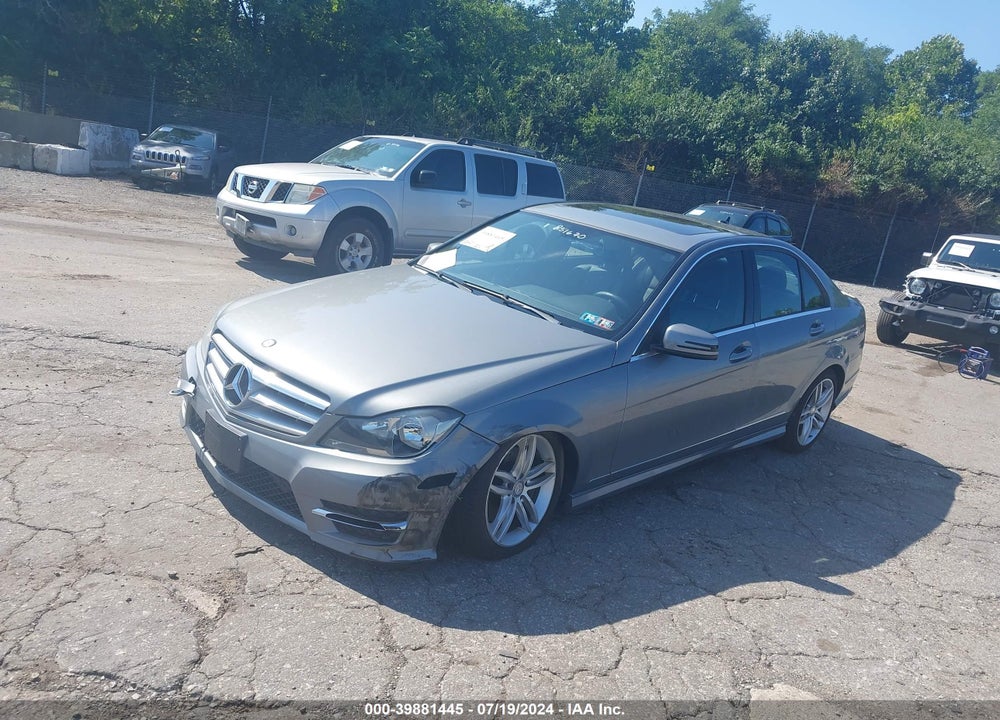 2013 MERCEDES-BENZ C 300 LUXURY 4MATIC/SPORT 4MATIC VIN: WDDGF8AB0DR251670