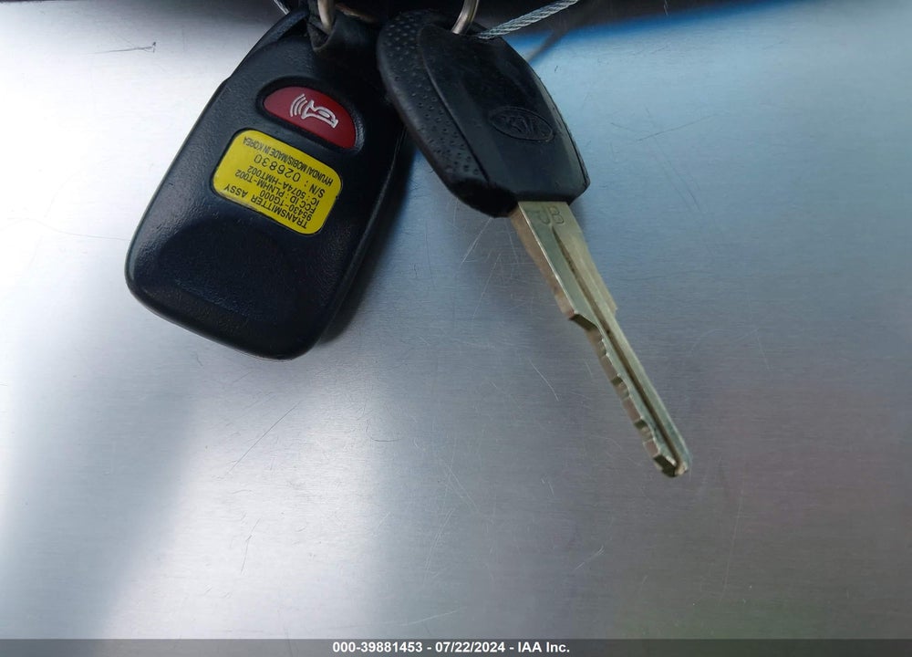 2006 KIA RIO LX VIN: KNADE123566179736