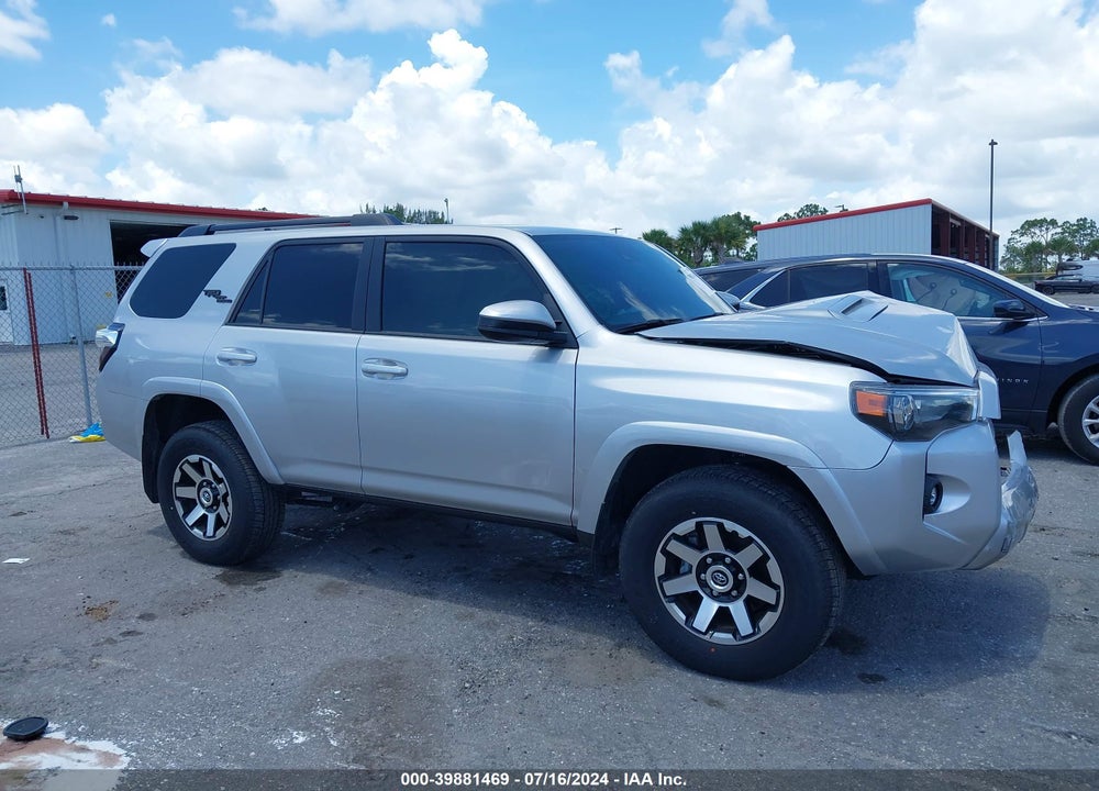 2022 TOYOTA 4RUNNER TRD OFF ROAD VIN: JTEPU5JR9N6085255