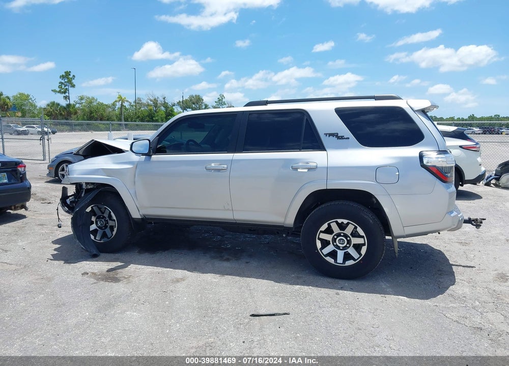 2022 TOYOTA 4RUNNER TRD OFF ROAD VIN: JTEPU5JR9N6085255