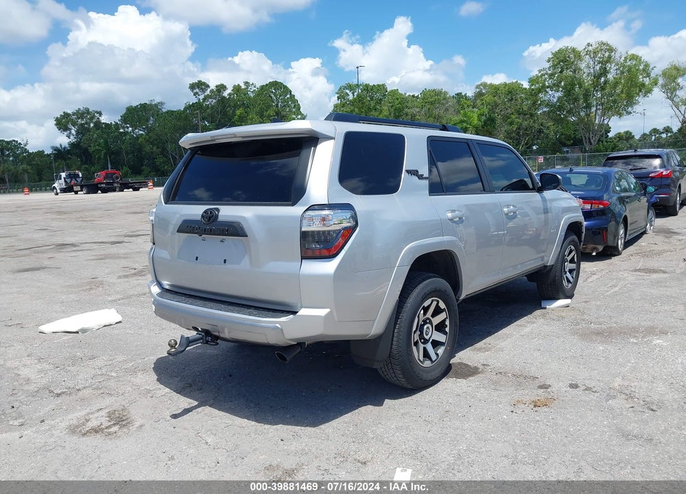 2022 TOYOTA 4RUNNER TRD OFF ROAD VIN: JTEPU5JR9N6085255