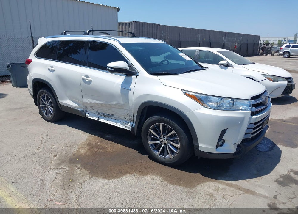 2019 TOYOTA HIGHLANDER HYBRID XLE VIN: 5TDJGRFH7KS056552