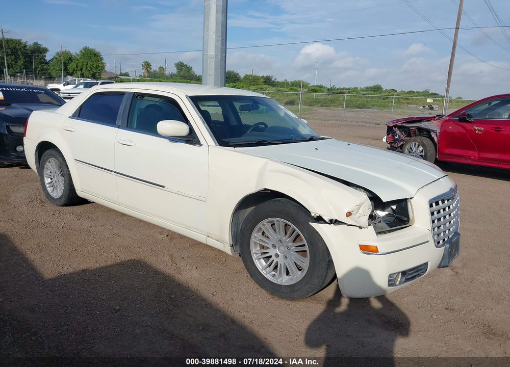 2009 CHRYSLER 300 TOURING VIN: 2C3KA53V09H621827