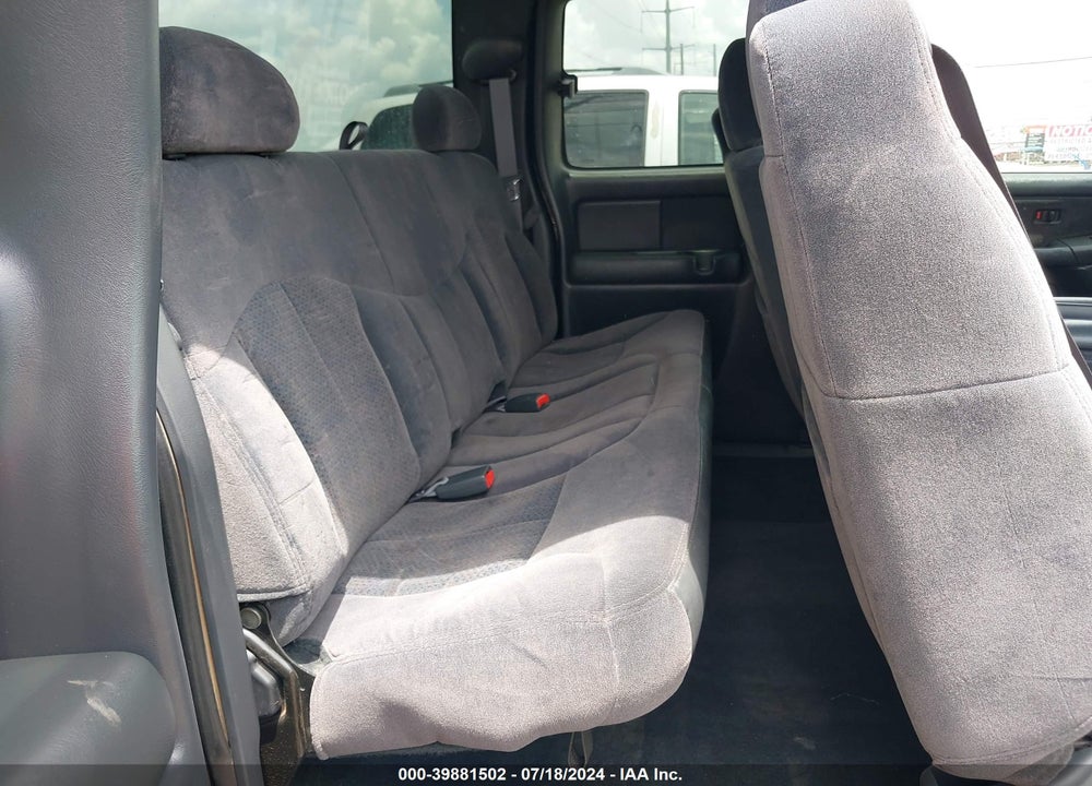 2002 CHEVROLET SILVERADO 1500 LS VIN: 1GCEK19T42E255470