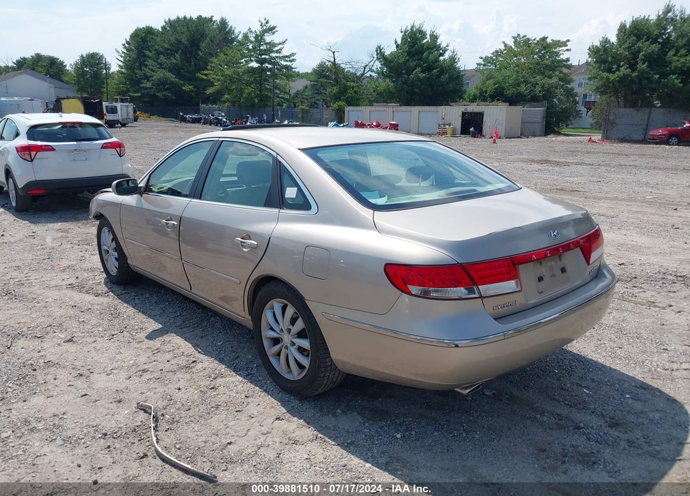 2006 HYUNDAI AZERA LIMITED/SE VIN: KMHFC46FX6A040038