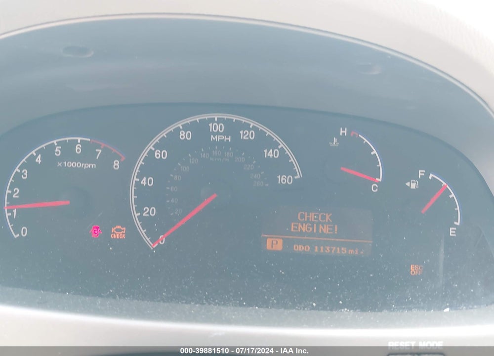 2006 HYUNDAI AZERA LIMITED/SE VIN: KMHFC46FX6A040038