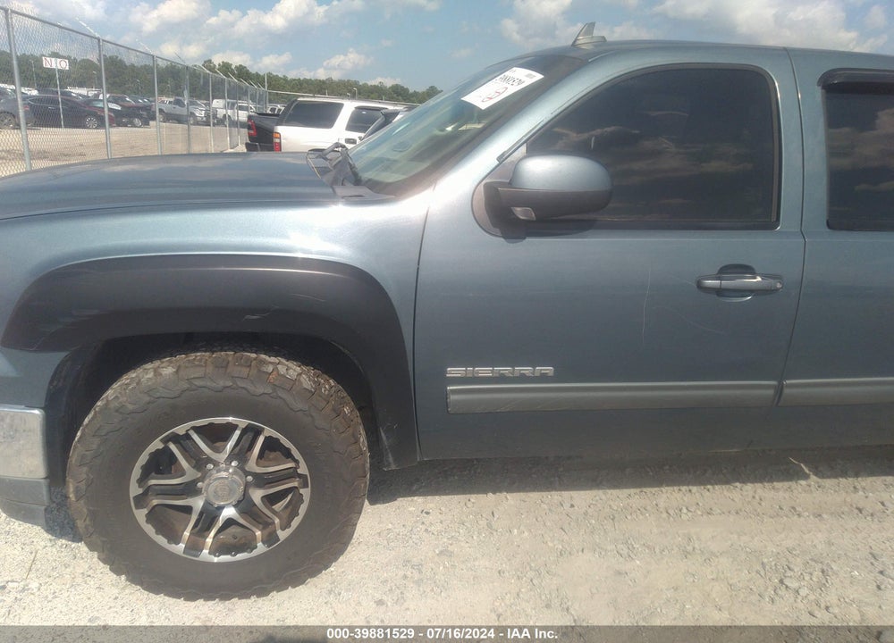 2010 GMC SIERRA 1500 SLT VIN: 1GTSKWE37AZ135563