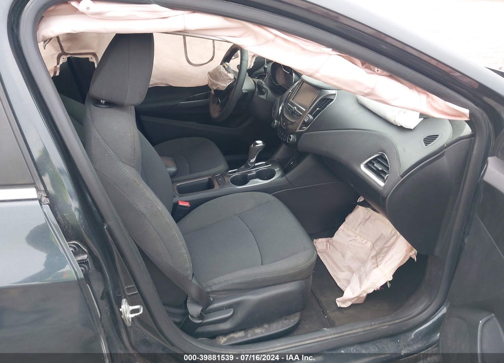 2018 CHEVROLET CRUZE LT AUTO VIN: 1G1BE5SM5J7128730