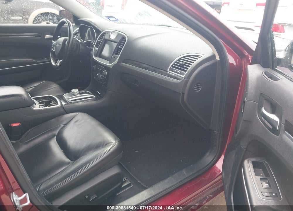 2019 CHRYSLER 300 TOURING L VIN: 2C3CCAAG4KH542517