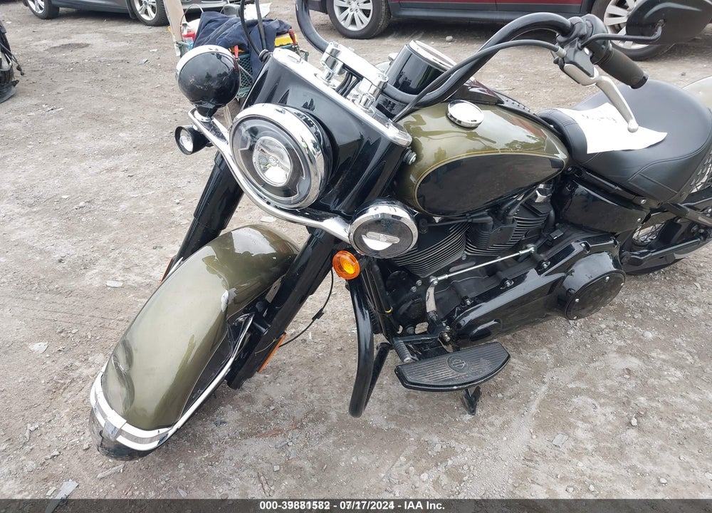2018 HARLEY-DAVIDSON FLHC HERITAGE CLASSIC VIN: 1HD1YAJ1XJC028798