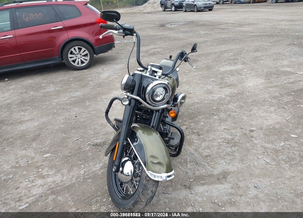 2018 HARLEY-DAVIDSON FLHC HERITAGE CLASSIC VIN: 1HD1YAJ1XJC028798