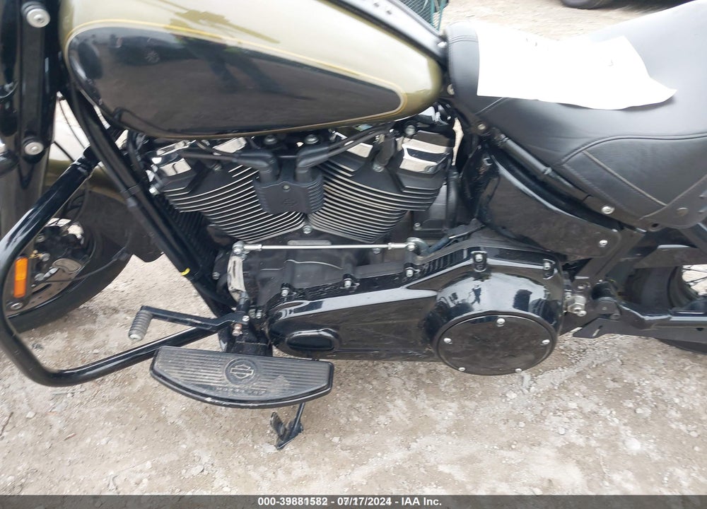 2018 HARLEY-DAVIDSON FLHC HERITAGE CLASSIC VIN: 1HD1YAJ1XJC028798