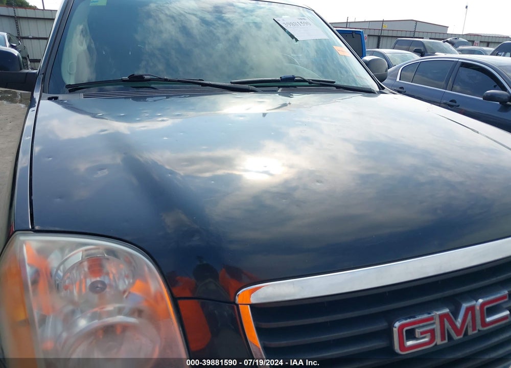 2010 GMC YUKON XL 1500 SLT VIN: 1GKUCKE04AR151101