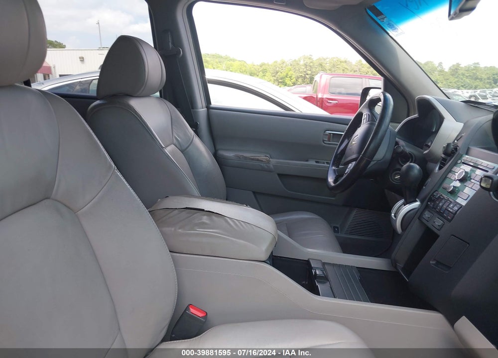 2009 HONDA PILOT EX-L VIN: 5FNYF48539B037373