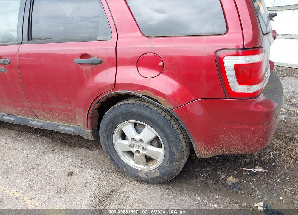 2008 FORD ESCAPE XLT VIN: 1FMCU93128KA90919
