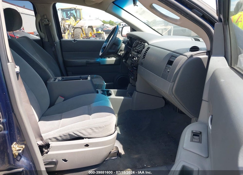 2005 DODGE DURANGO SLT VIN: 1D4HB48N05F595573