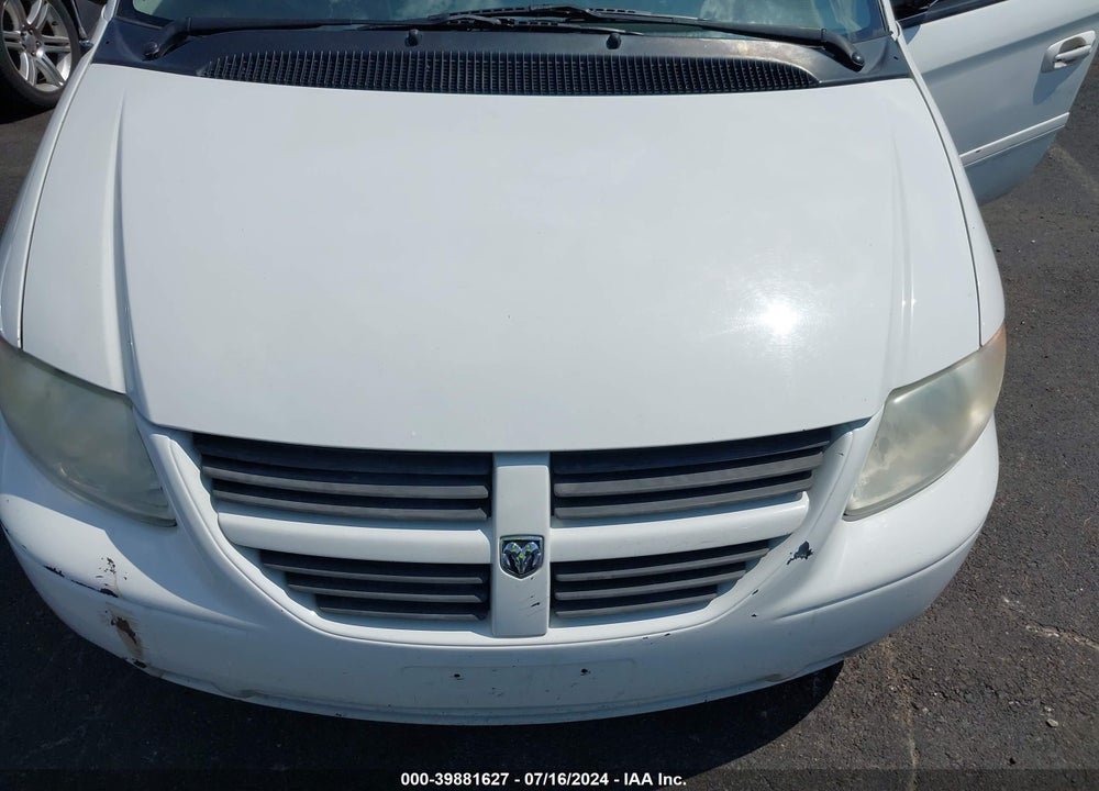 2005 DODGE GRAND CARAVAN SXT VIN: 2D4GP44L05R361573