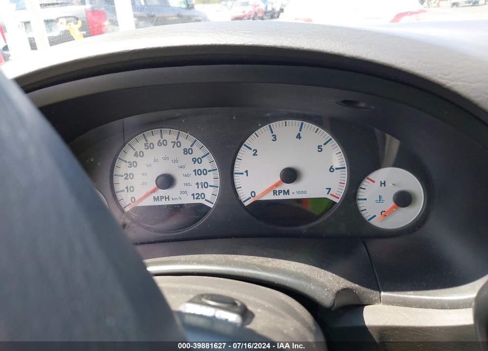 2005 DODGE GRAND CARAVAN SXT VIN: 2D4GP44L05R361573