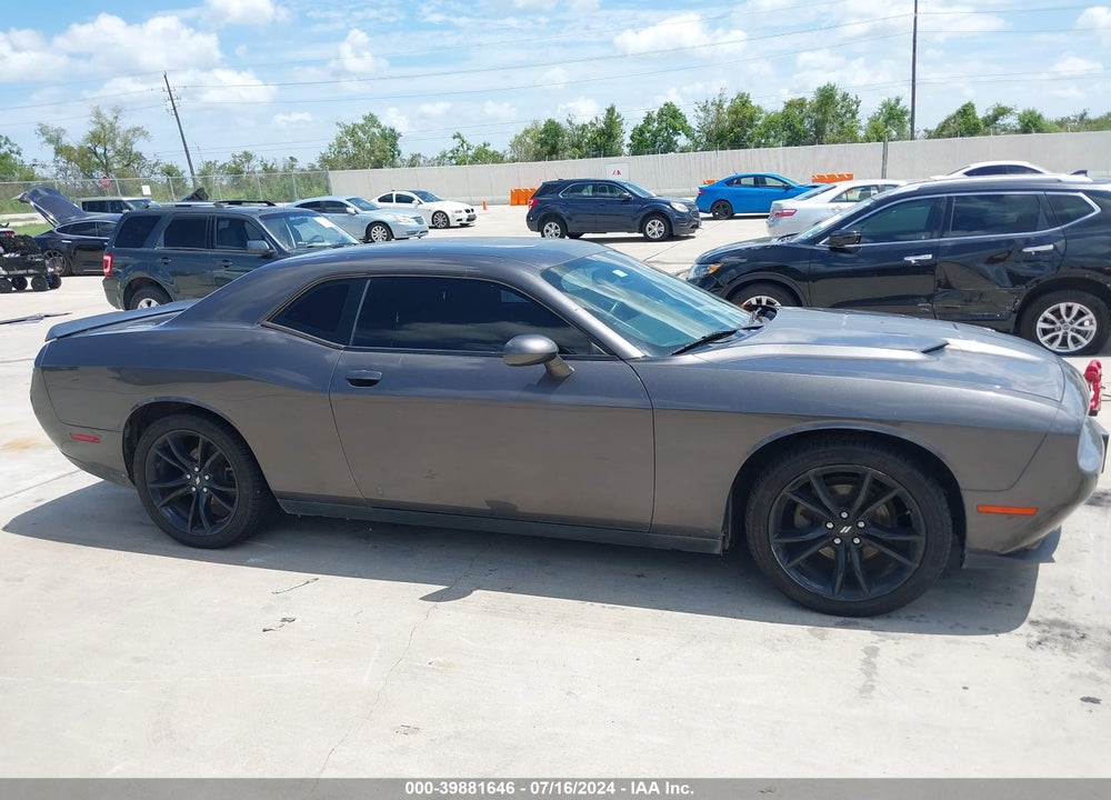 2017 DODGE CHALLENGER SXT VIN: 2C3CDZAGXHH531977