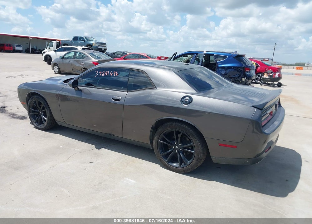 2017 DODGE CHALLENGER SXT VIN: 2C3CDZAGXHH531977