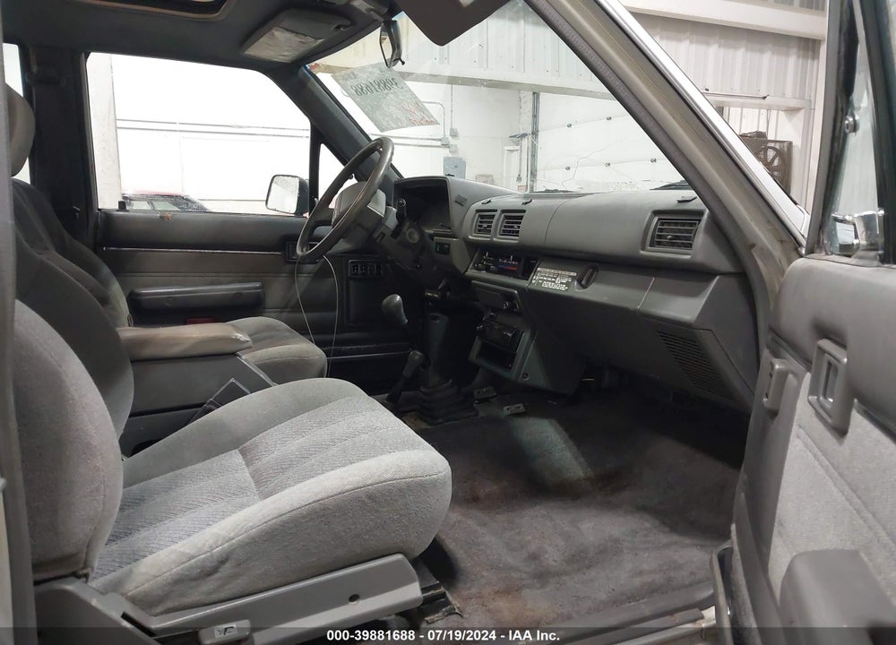 1987 TOYOTA PICKUP XTRACAB RN67 SR5 VIN: JT4RN67S5H5082678