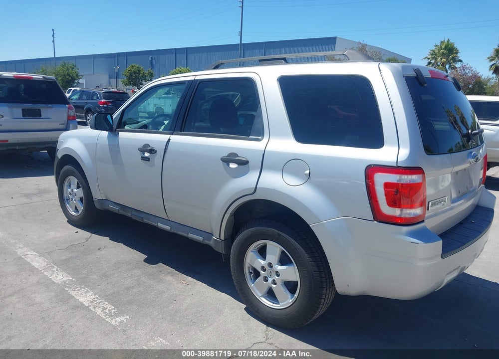 2009 FORD ESCAPE XLT VIN: 1FMCU93GX9KC49126