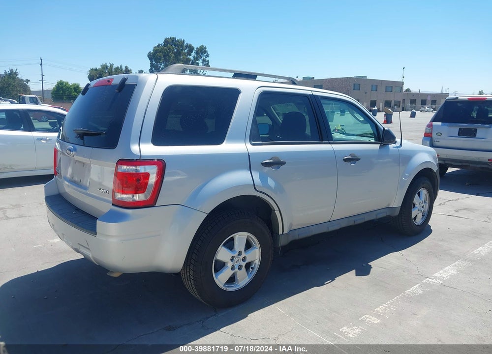 2009 FORD ESCAPE XLT VIN: 1FMCU93GX9KC49126
